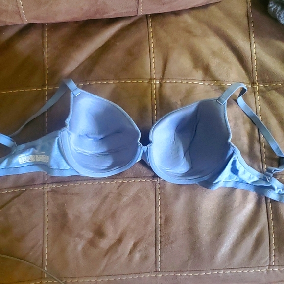 Bra - Picture 2 of 5